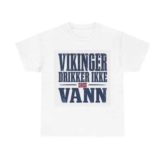 Vikinger Drikker Ikke Vann – VM T-skjorte